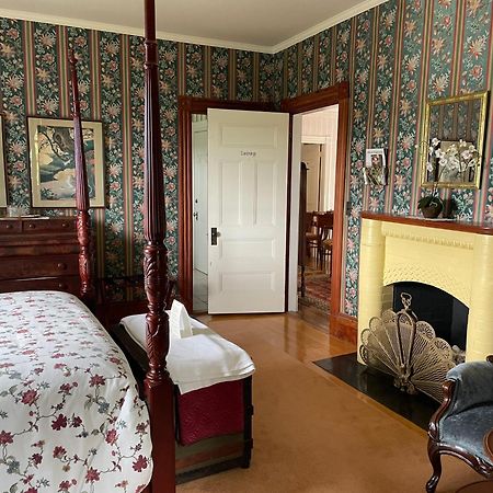 Guilford Bed And Breakfast Ngoại thất bức ảnh