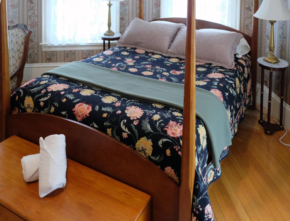 Guilford Bed And Breakfast Ngoại thất bức ảnh