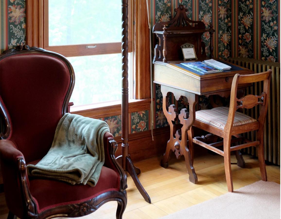 Guilford Bed And Breakfast Ngoại thất bức ảnh